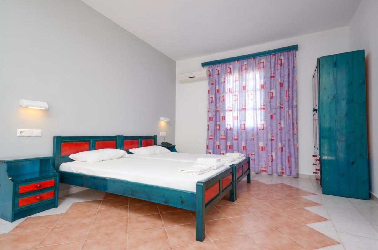 Hotel Fanis Agia Anna  Esterno foto
